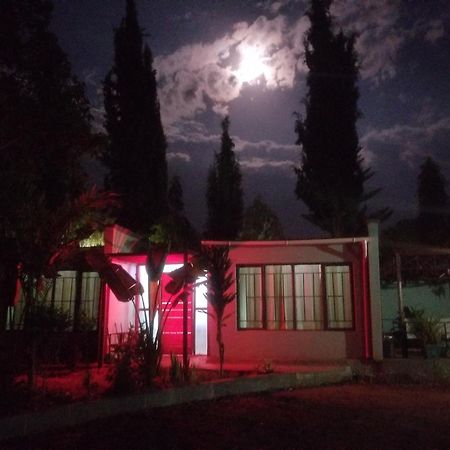 Ngorongoro Villa And Restaurant Karatu Exterior foto